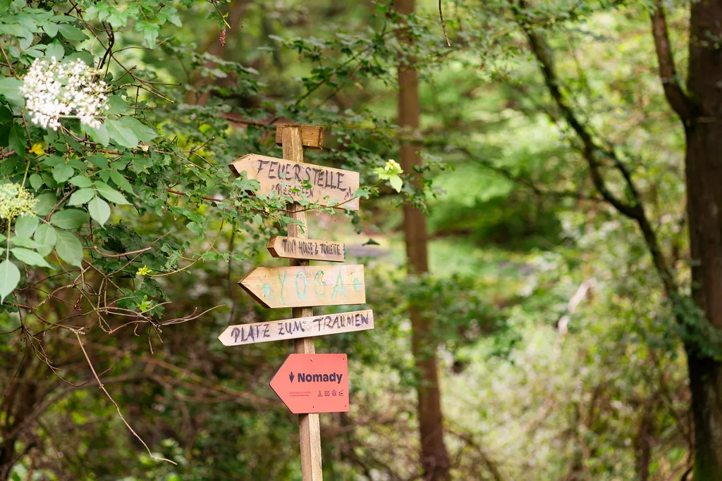 b2b84b04-afeb-40f1-88d9-2a553083e804_1024